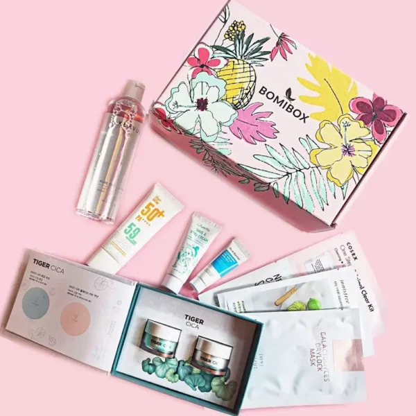 Custom Printed Cosmetic Subscription Boxes - Image 4